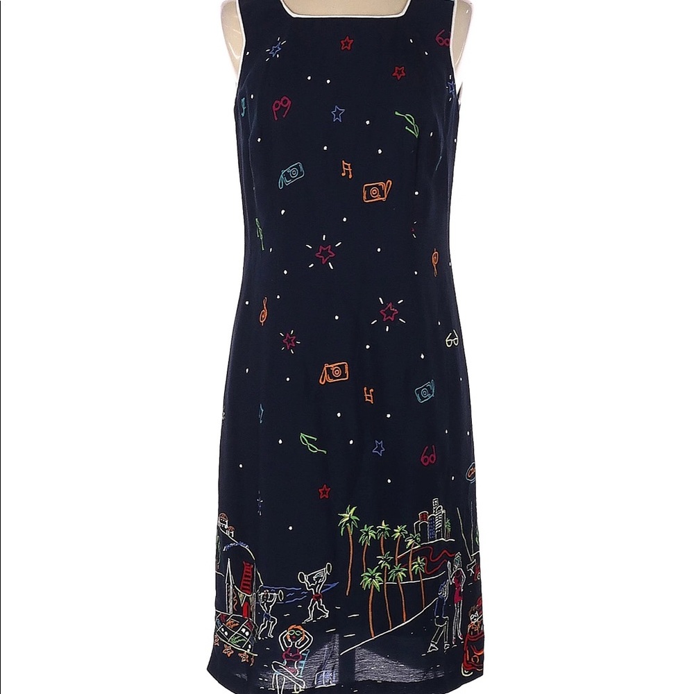 VINTAGE Novelty beach boardwalk embroidered Shift Dress Size 4 Summer scene